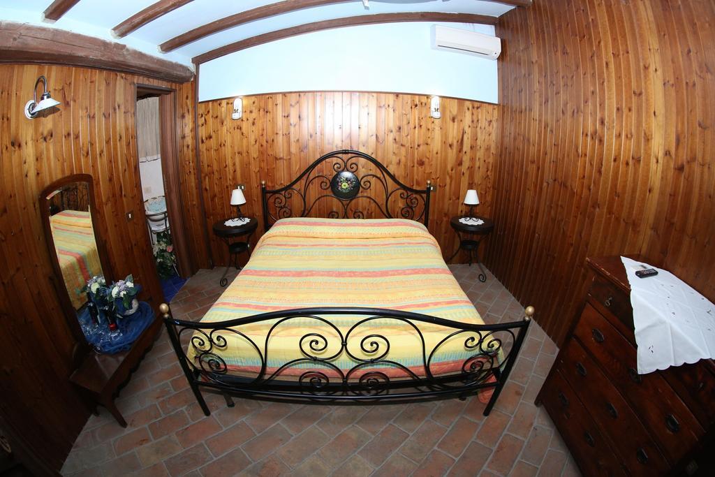 ג'נצאנו די רומא Agriturismo Monte Due Torri מראה חיצוני תמונה