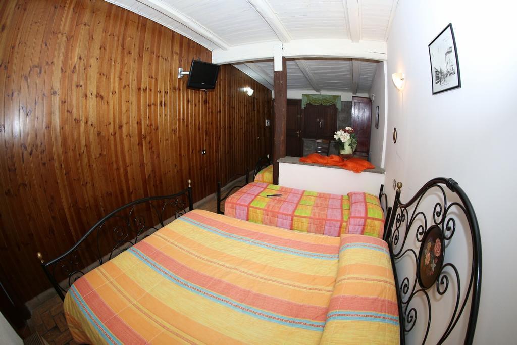 ג'נצאנו די רומא Agriturismo Monte Due Torri מראה חיצוני תמונה