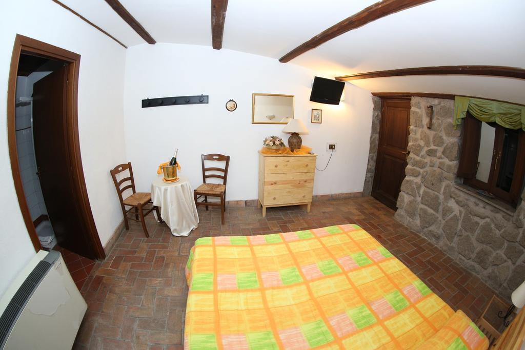 ג'נצאנו די רומא Agriturismo Monte Due Torri מראה חיצוני תמונה