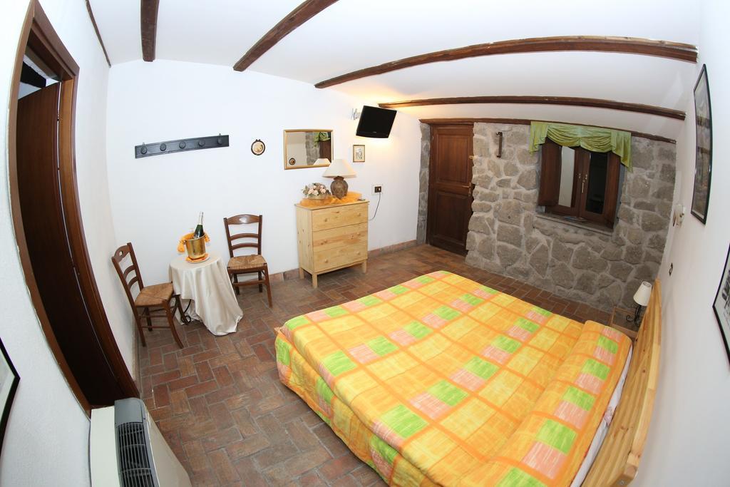 ג'נצאנו די רומא Agriturismo Monte Due Torri מראה חיצוני תמונה